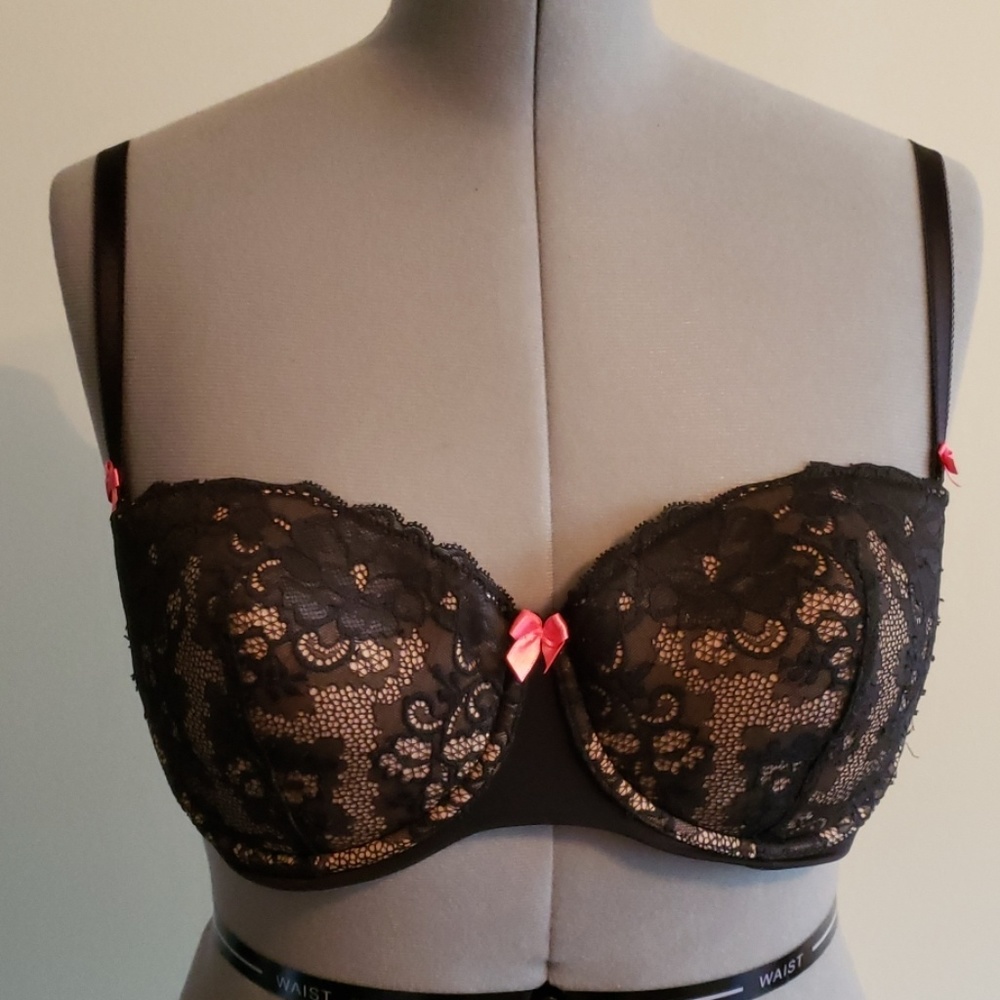 Adore me black lace bra with pink bows